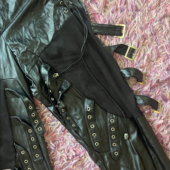 Faux pleather goth style pants with buckles and cute details. - Picture 2 of 6